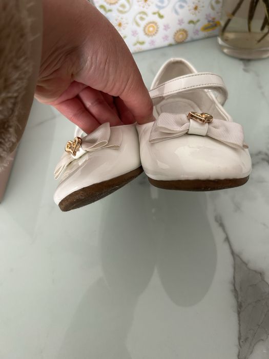 białe balerinki komunijne rozm.36