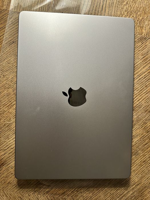 MacBook Pro M3 8GB / 512 GB 2023