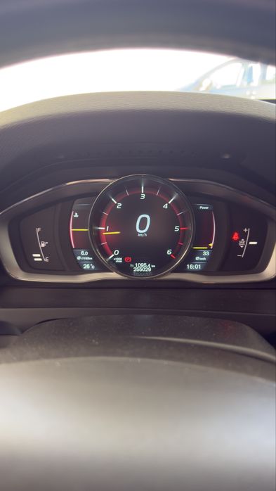 Volvo V60 R-design 2.0