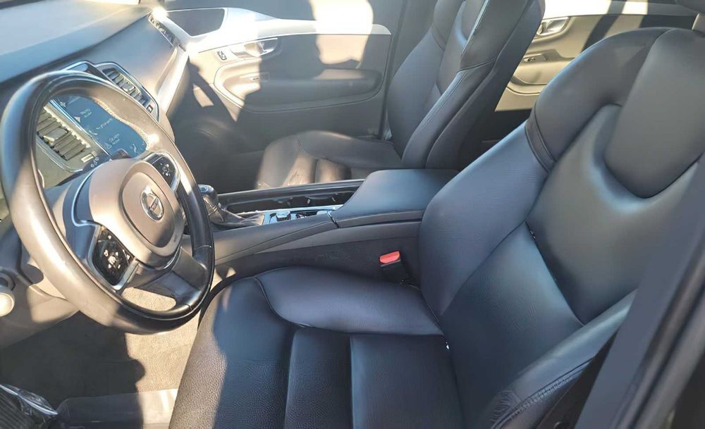 Volvo XC90 T5 Momentum 7-Passenger      2018