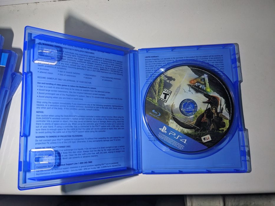 ARK Survival Evolved ігри игры диски на PS4 PS5
