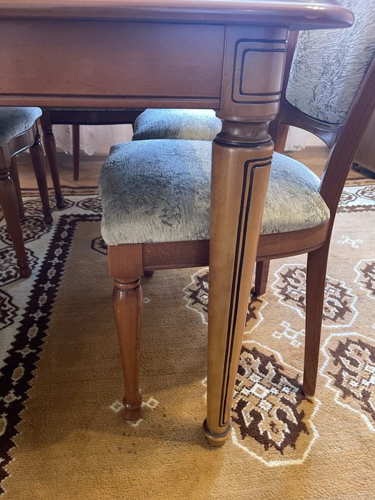 Stary drewniany stół