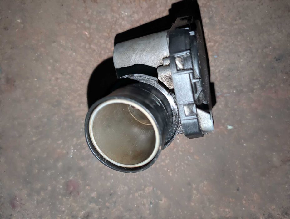 Дросельна заслонка 8200302798 Nissan