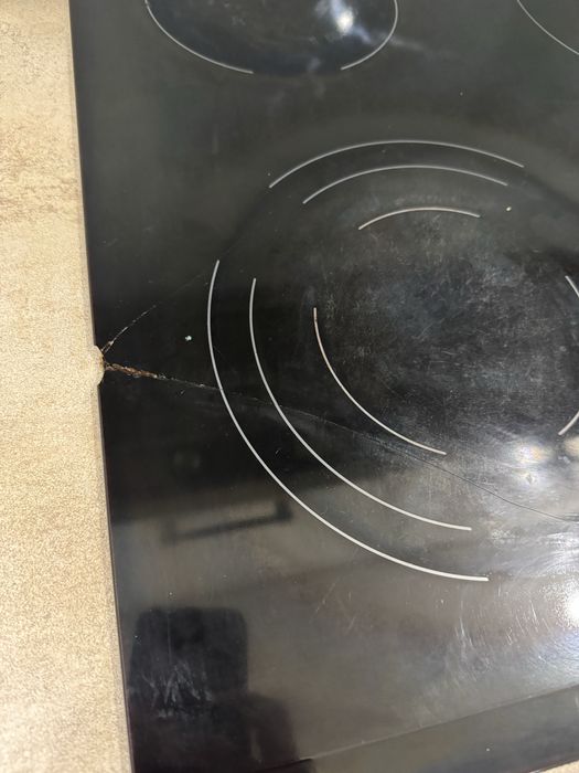 Варочна поверхня electrolux