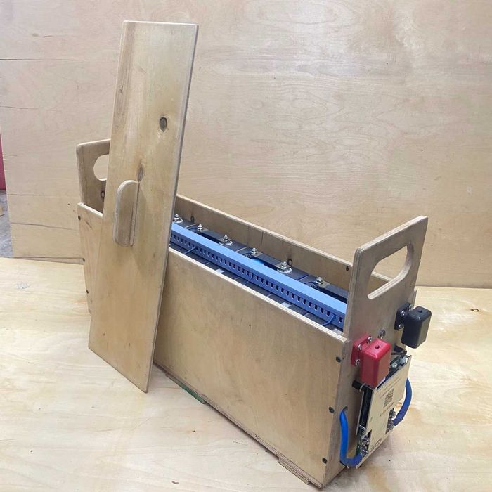 Корпус (box, ящик, кейс) для акумуляторних батарей LiFePo4.