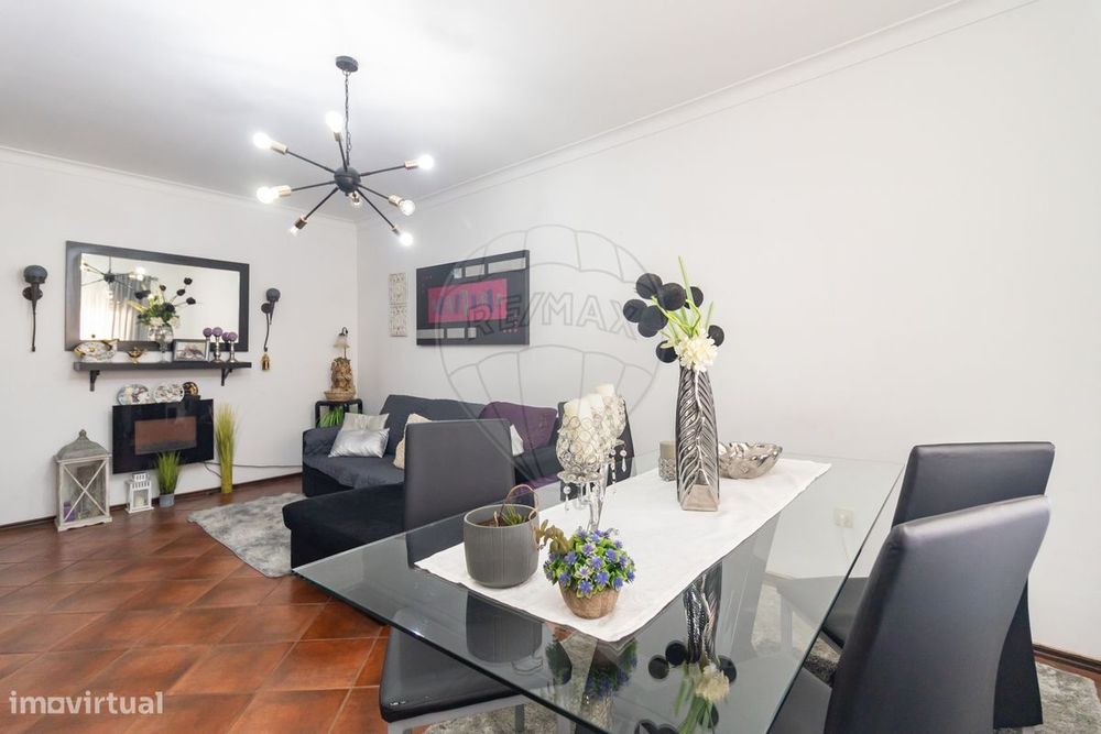 Apartamento T3 para venda — São Sebastião, Setúbal