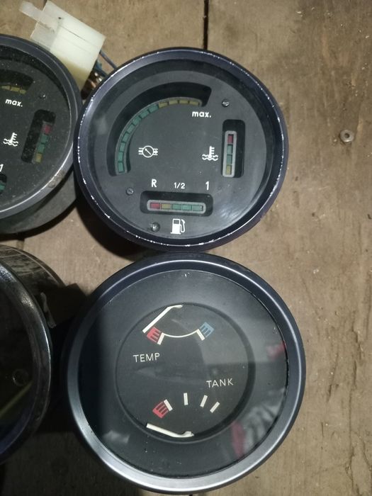 Датчики панелі приборів