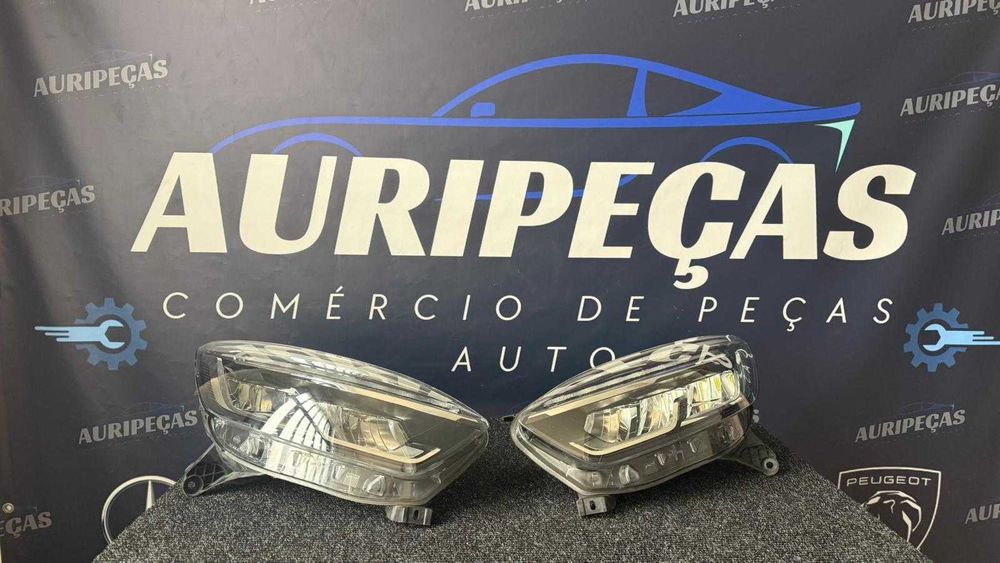 Material De Frente  para Renault Captur 2018