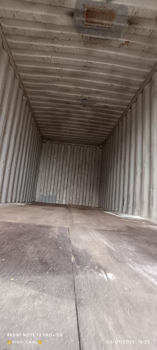 Contentores usados e novos