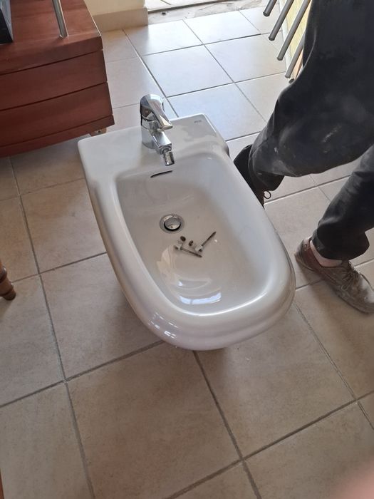 Bide Roca com torneira Grohe