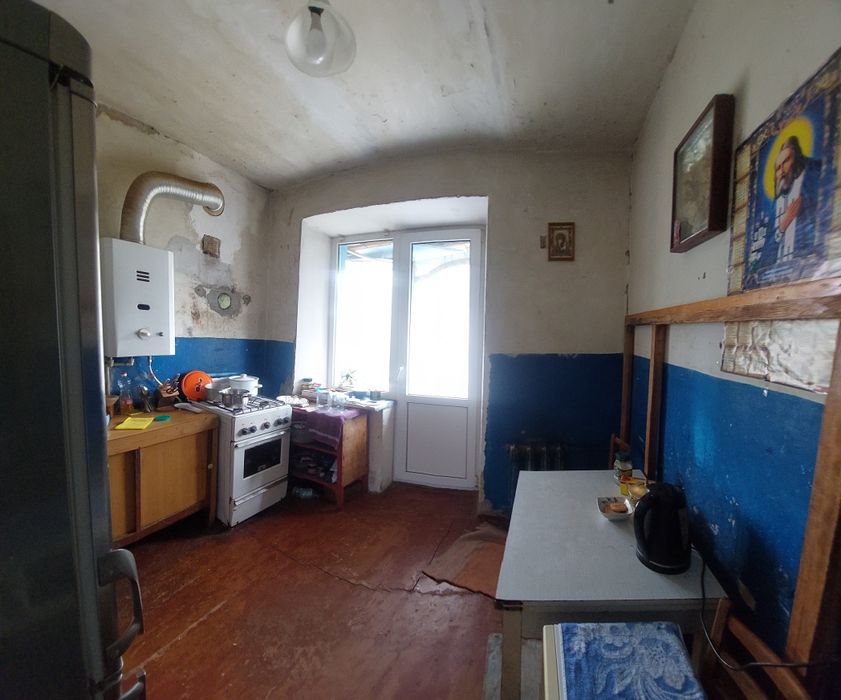 Продам 2к квартиру в Центре города