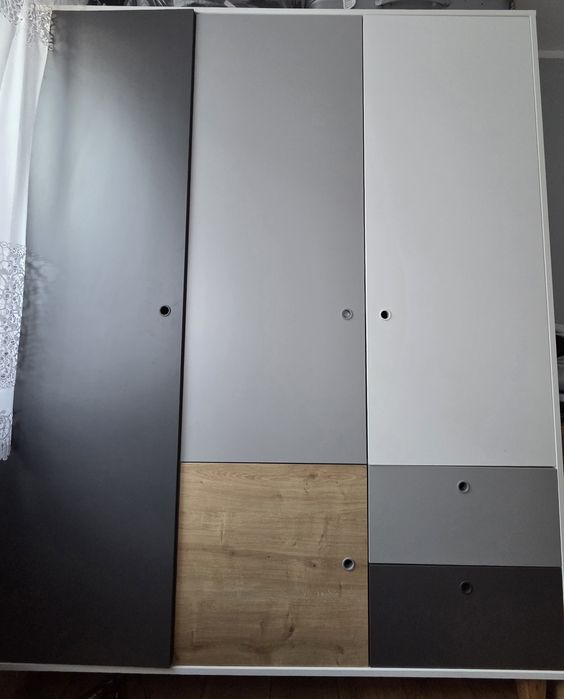 VOX CONCEPT Szafa 3- Drzwiowa