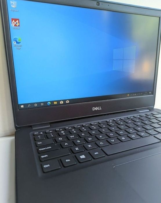 14" ноутбук 2019 г / i5-8265U / 8GB / SSD / Full HD IPS / нова батарея