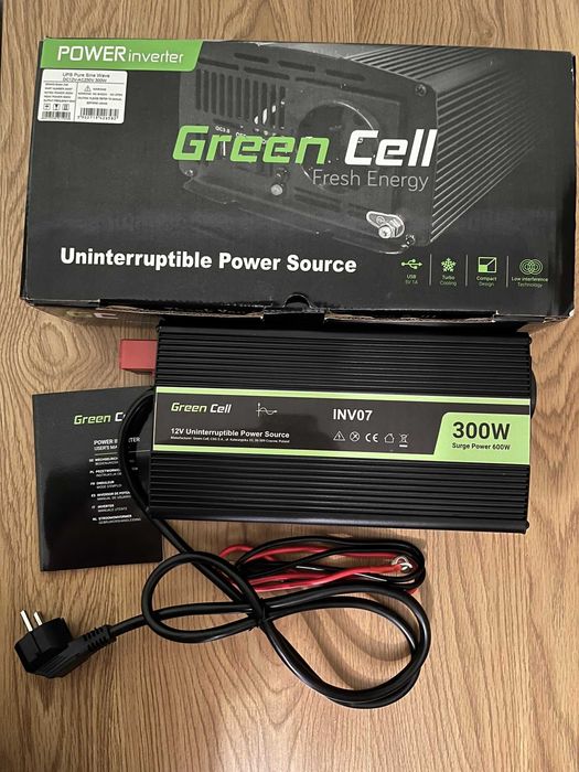 Инвертор ИБП 3 в 1 Green Cell с чистым синусом, 12В-230В, 300Вт/600Вт