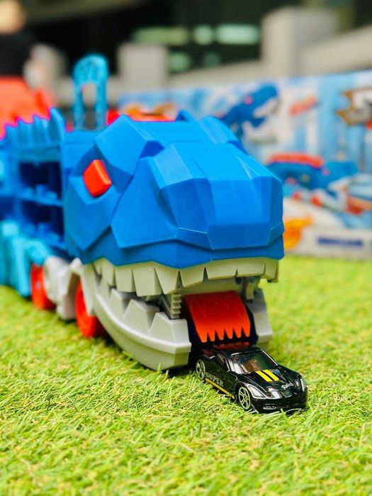 Мега-трансформер Dino (Дино-трек). Трейлер-автовоз з треком