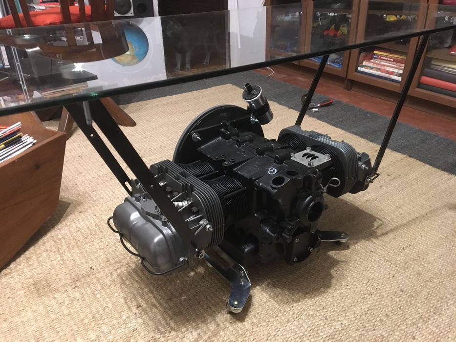 Mesa com motor de Volkswagen