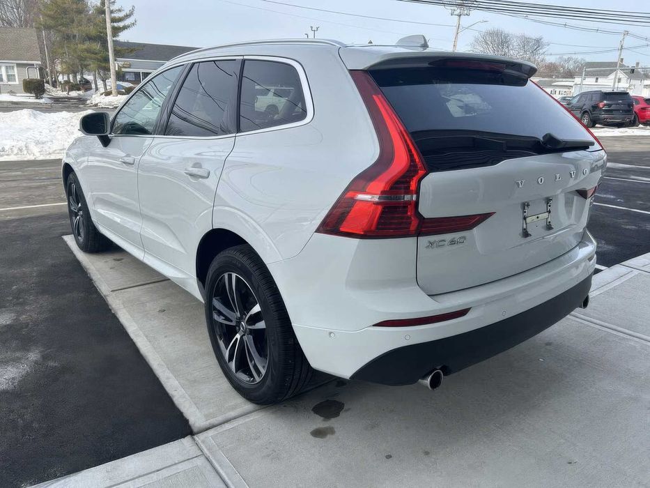 Volvo XC60 T6 Momentum      2019