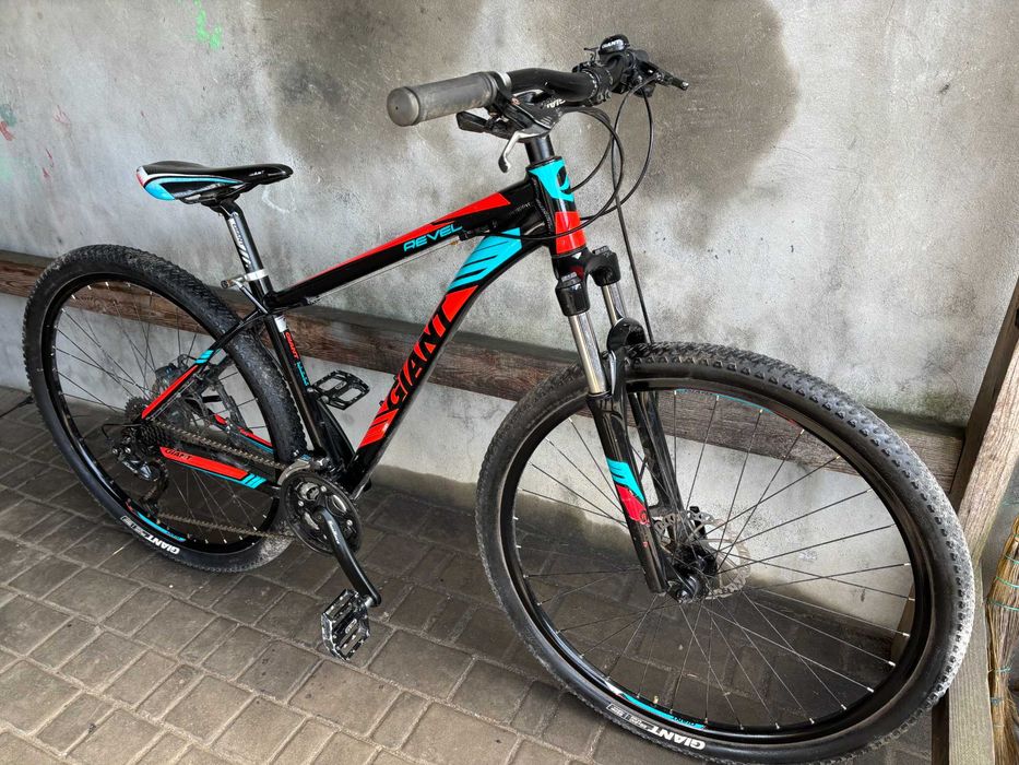 Велосипед GIANT 29