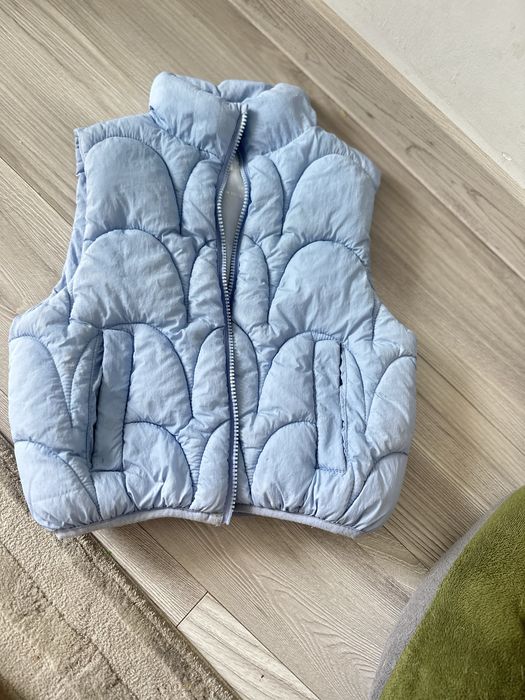 Жилетка безрукавка zara 110