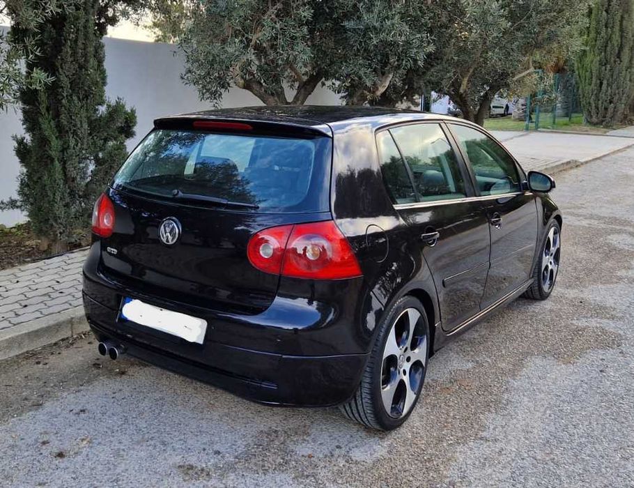 VW Golf 1.9 TDI ConfortLine - Look GTD
