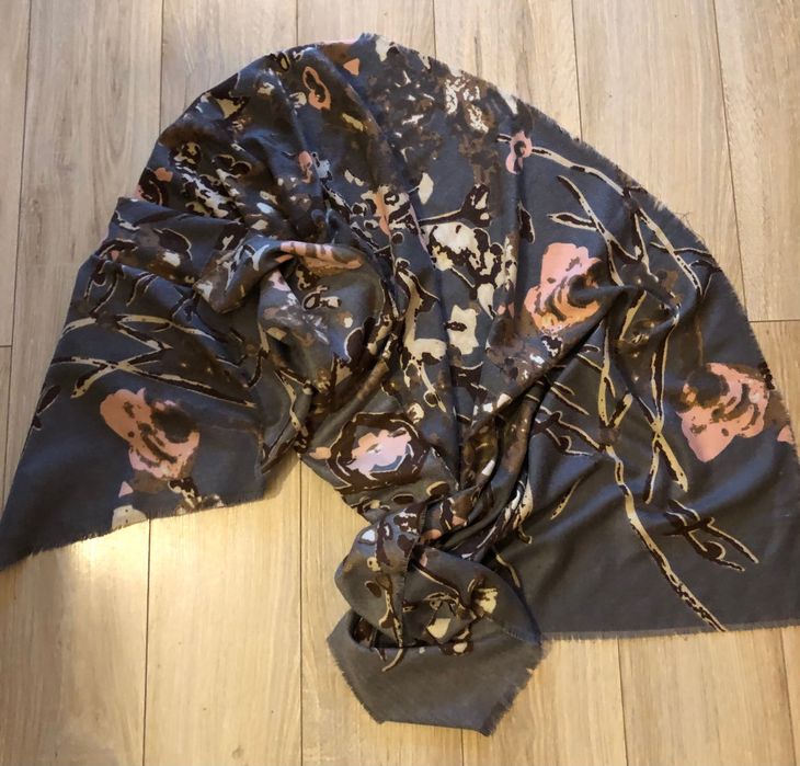 Szal damski jesienno- zimowy