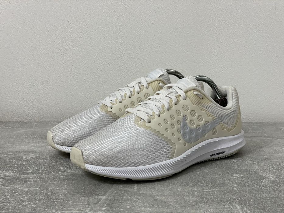 Кросівки Nike Downshifter 7, 38.5 розміру