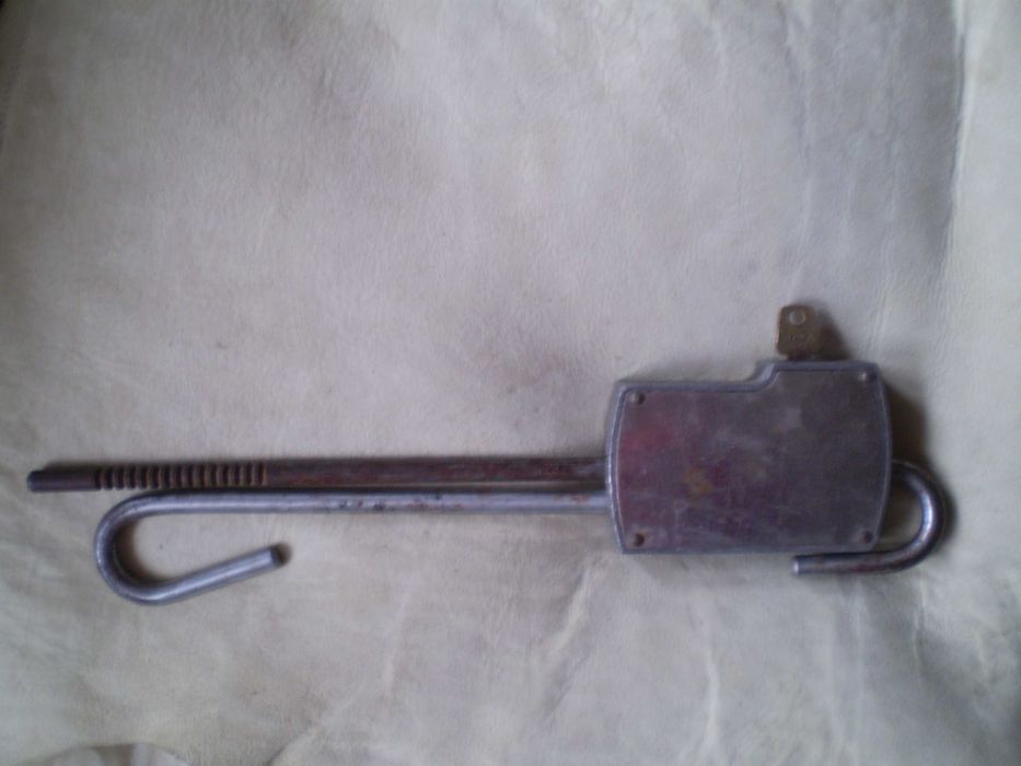 замок на руль автомобиля ссср