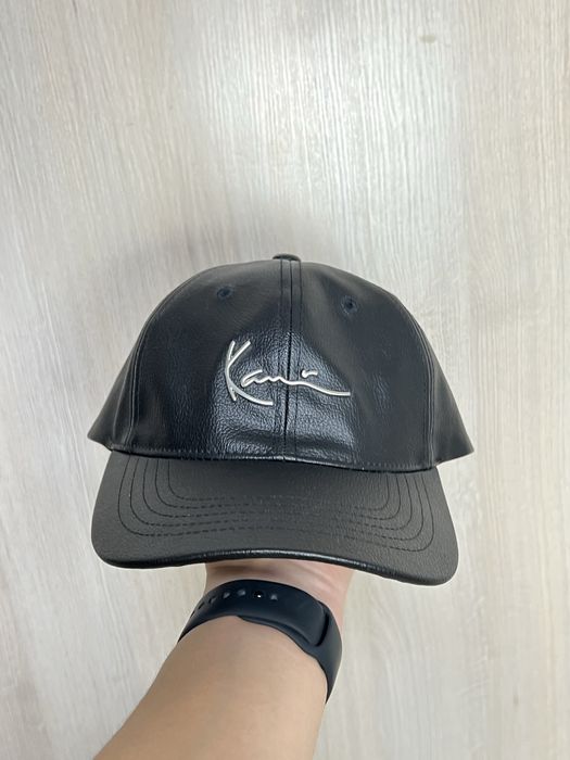Чоловіча шкіряна кепка karl kani metal logo
