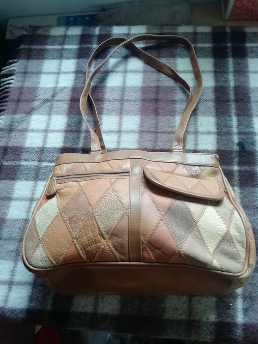 torebki skórzane damskie  na suwaki