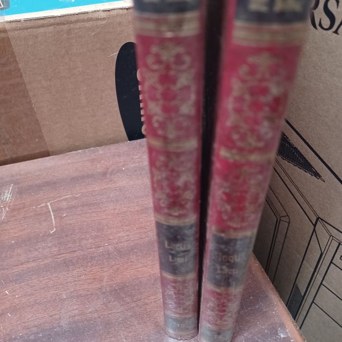 Enciclopédia completo Portuguesa. Nova ainda todos os livros ainda  es