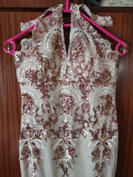 Vestido novo com etiqueta