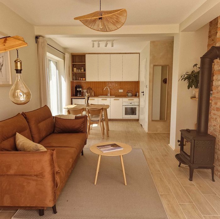 Dzikie Domki / prywatne  jacuzzi i sauna - komfortowe domki na Kaszuba