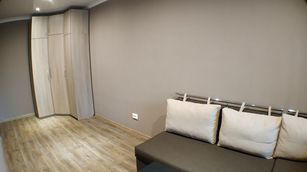 Почасово посуточно 2х комн квартира люкс  Соцгород Фокстрот Центр