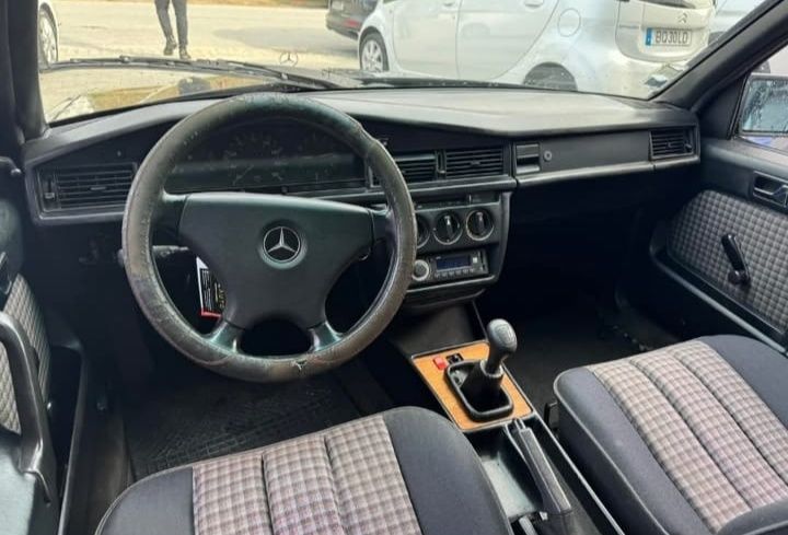 Mercedes-Benz 190d 2.0