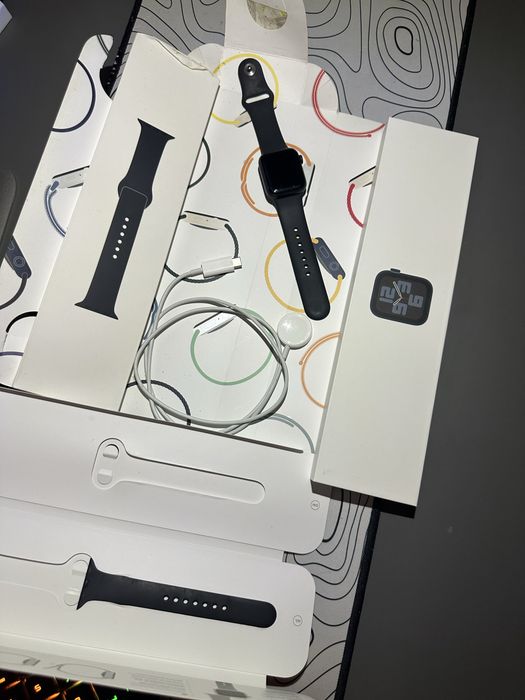 Apple Watch SE 2 Gen 40mm midnight  (є коробка)