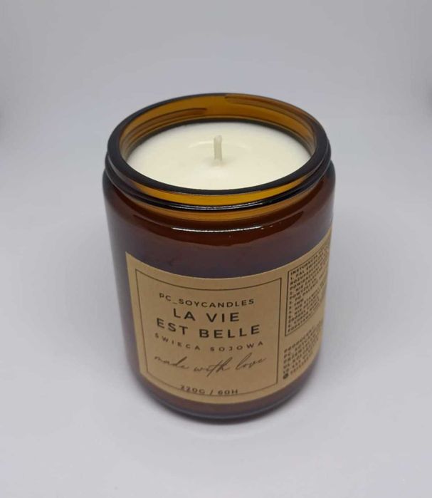 Świeca Sojowa Zapachowa La Vie Est Belle 250ml 60h