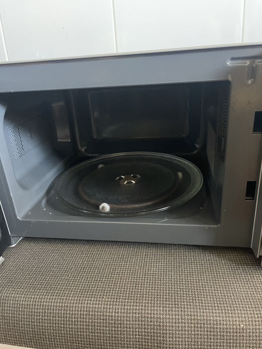 Micro-ondas TEKA como novo – oportunidade!