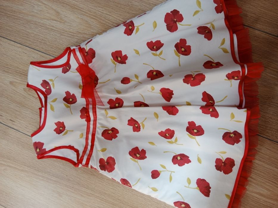 Sukienka w maki roz. 80