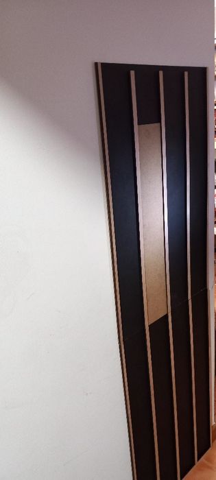 2 XXL Display Units, Frame Type, €64 Each64176757390849121