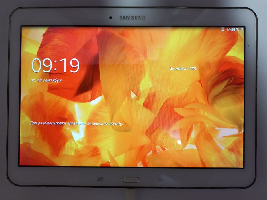 Продам планшет Samsung Galaxy Tab 4 SM-T530. Білий.