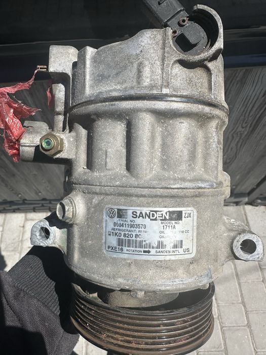 Компресор кондиціонера Sanden 000411903570