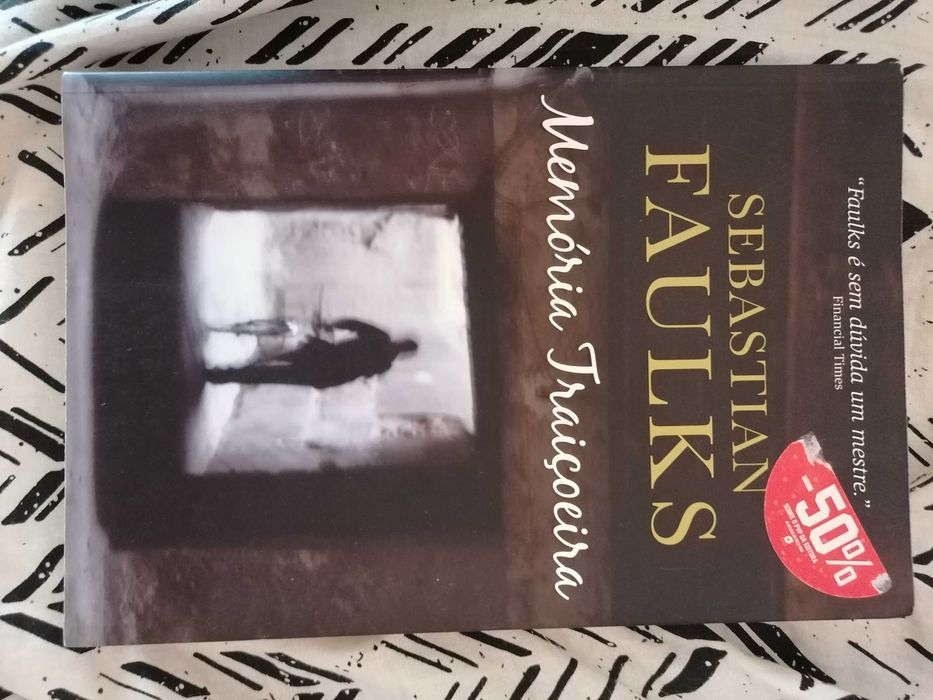 Livros Policiais e 1 Romance