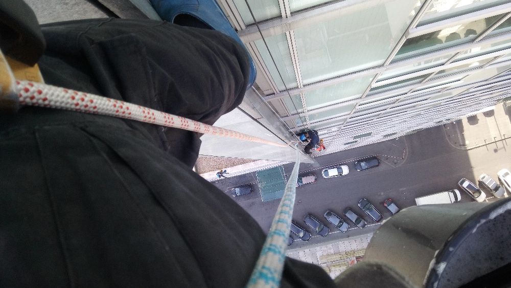 Alpinista24.pl Mycie okien elewacji Prace na wysokości Warszawa