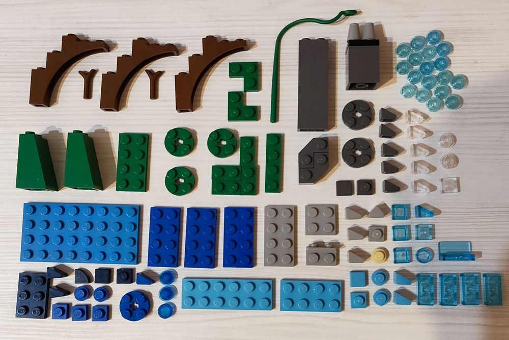 Продам фігурки lego і деталі