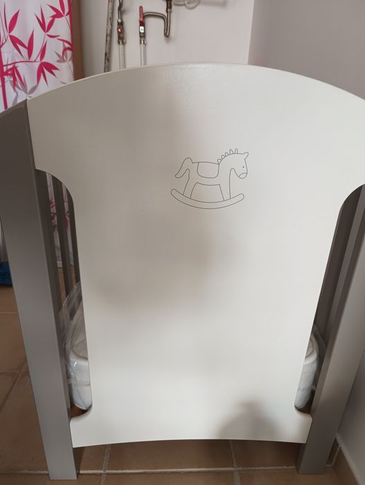Berço com oferta de colchão