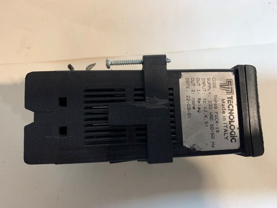 Technologic THP48 Electronic Temperature Controller64584568830977122