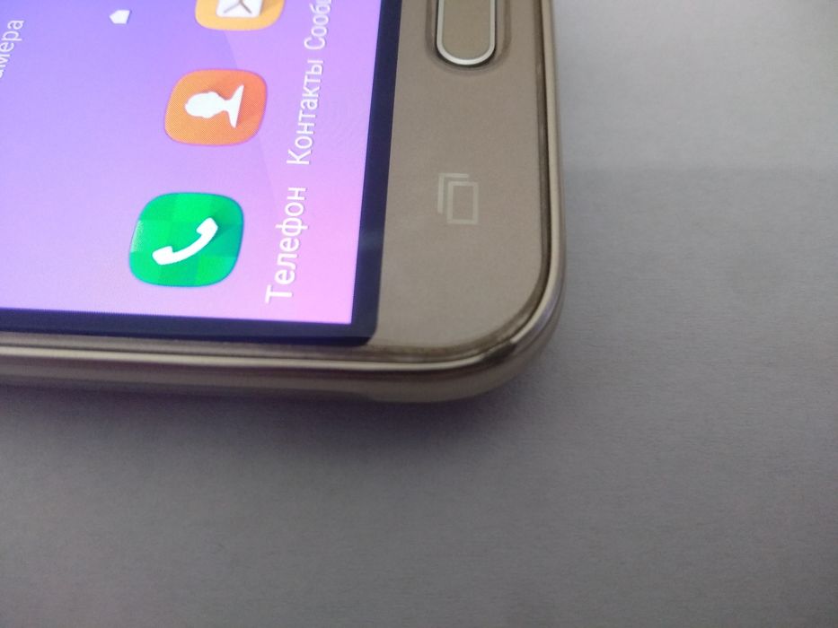 Samsung SM-J320H Все оригинальное.