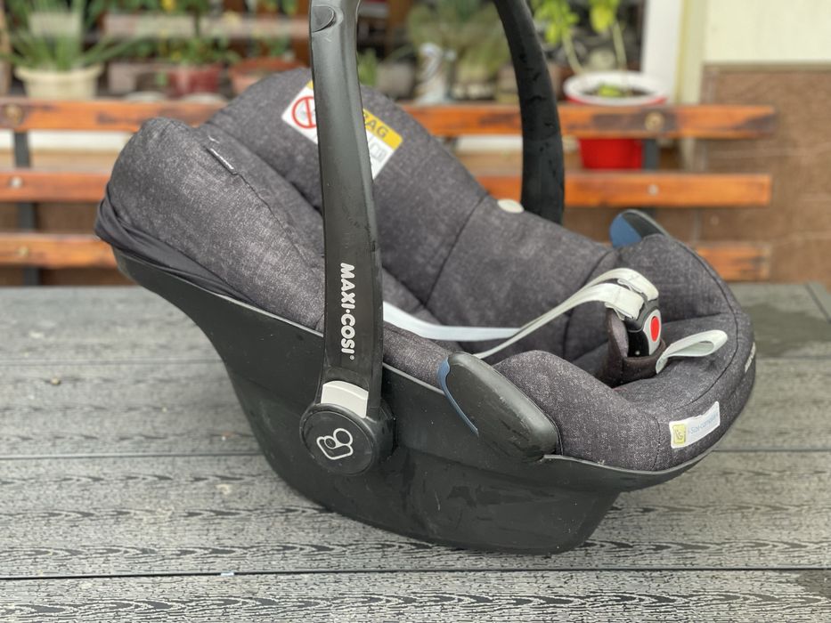 Детское автокресло переноска maxi-cosi