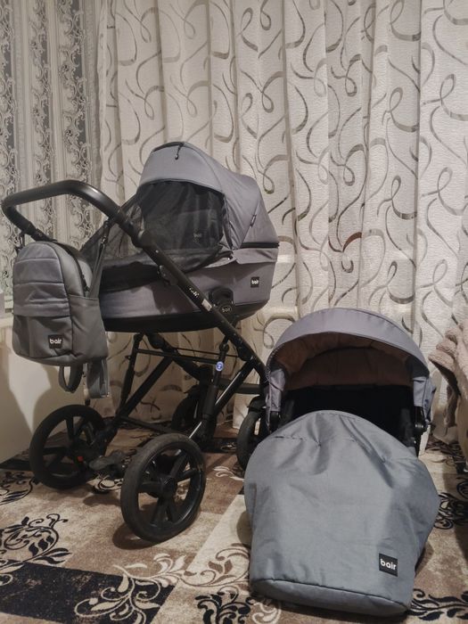 Продам дитячу коляску Bair