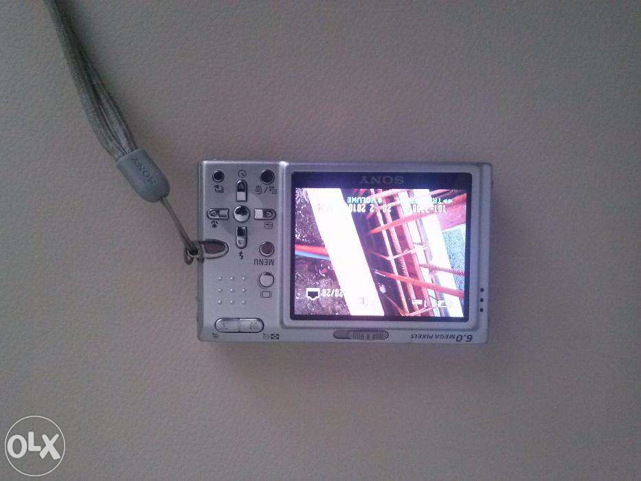 Máquina Fotográfica SONY DSC-T9